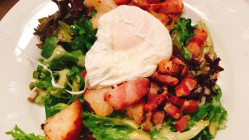 Chez Mounier &agrave; Lyon : le bouchon simple et authentique de la rue des Marronniers