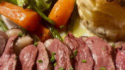 Au P'tit Zinc &agrave; Lyon : convivialit&eacute; et bonne bouffe jusqu'au bout de la nuit